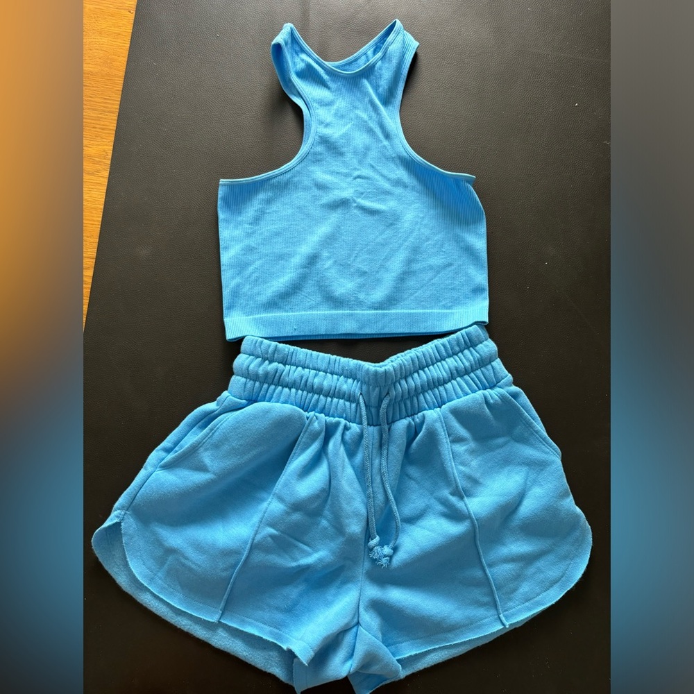 Never worn! Matching set top XS bottoms S